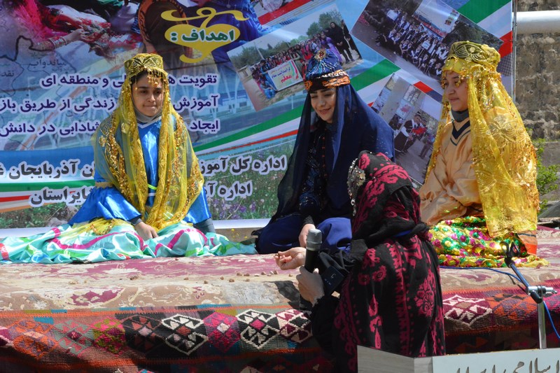 افتتاحیه مرحله استانی جشنواره بازی های بومی محلی دانش آموزان مناطق عشایری و روستایی