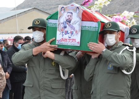 مراسم احترام نظامی و تشییع پیکر شهید علی سلطانپور در ماکو