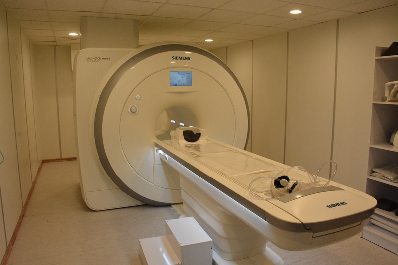 افتتاح و بهره برداری از دستگاه MRI بیمارستان فجر ماکو