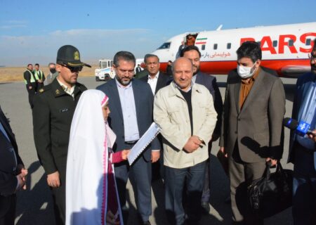 دبیر شورای عالی مناطق آزاد و ویژه اقتصادی کشور وارد فرودگاه بین المللی منطقه آزاد ماکو شد