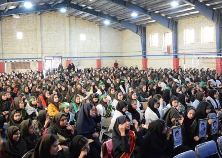 اجتماع بزرگ دخترانِ سردار شهید حاج قاسم سلیمانی در ماکو