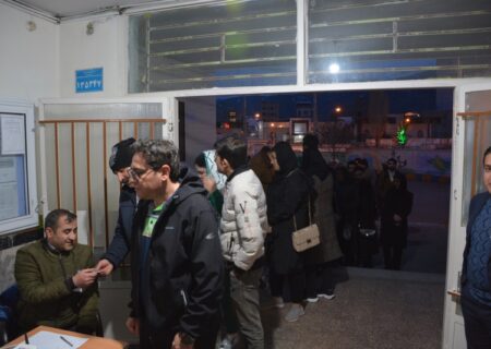 ترافیک موج دوم حضور مردم پای صندوق‌های رای