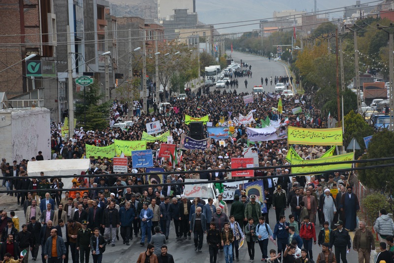 روایتی از حماسه حضور در روز استکبارستیزی