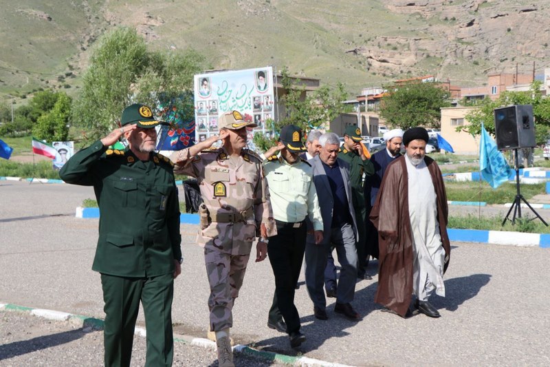 صبحگاه مشترک نیروهای مسلح به‌ مناسبت سوم خرداد