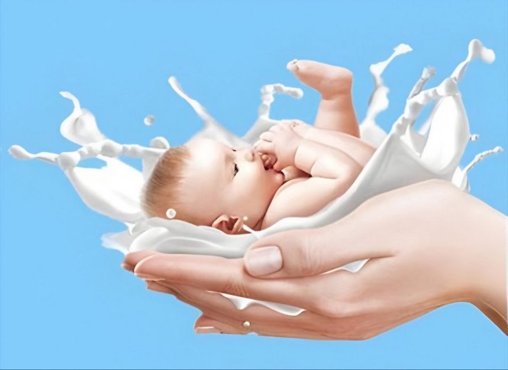 شیر مادر داروی طبیعی و تغذیه الهی است