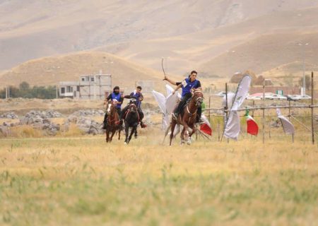 اسب‌های اصیل آذربایجان در ماکو درخشیدند.